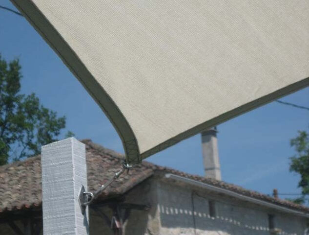 shade sail support and fixing example