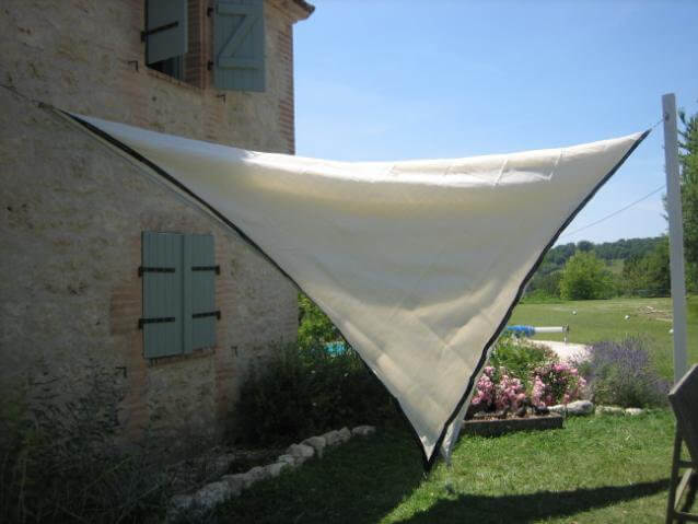 shade sail tensioning detail
