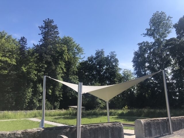  parasol -  protection -  triangle